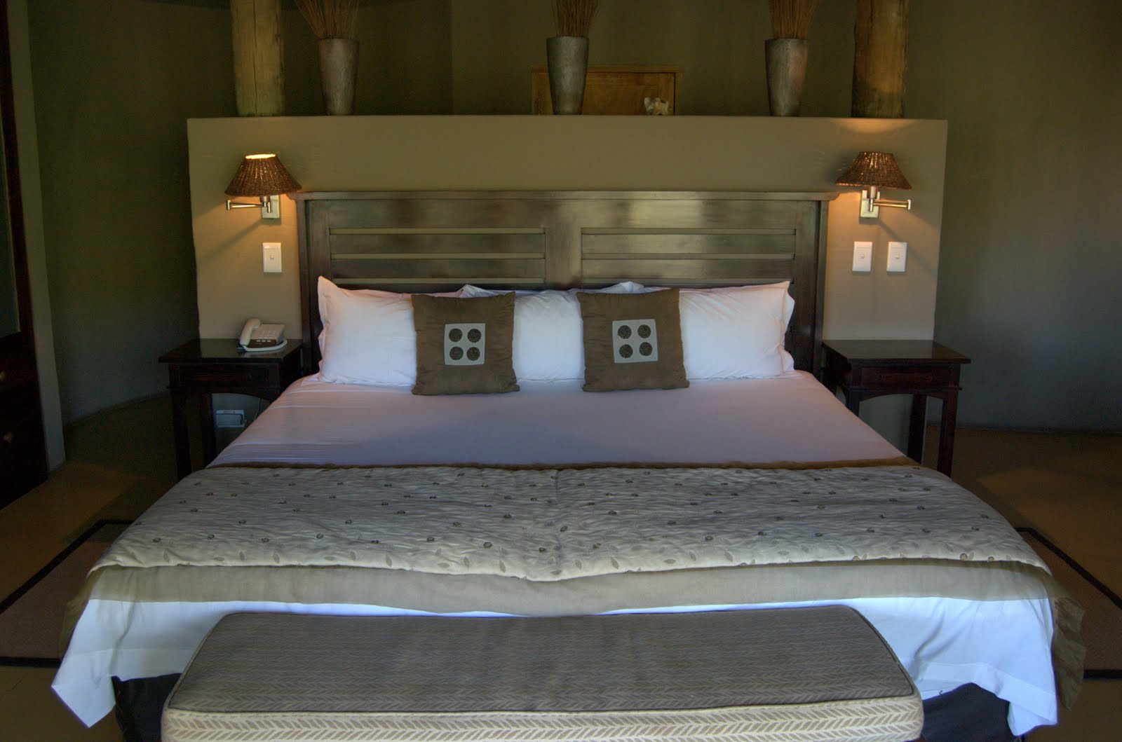 Suite bedroom - Etali Safari Lodge - Madikwe Game Reserve - Madikwe Reservations