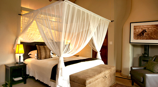 Impodimo Game Lodge - Madikwe Game Reserve - Luxury Suites