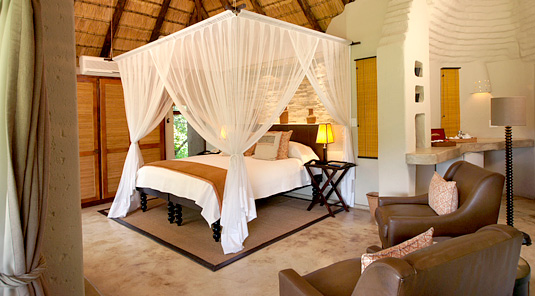 Impodimo Game Lodge - Madikwe Game Reserve - Impodimo Suite