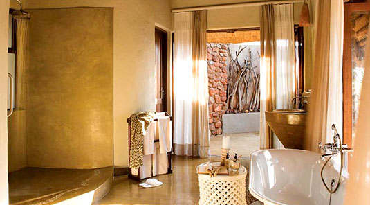 Little Madikwe Hills - Madikwe Game Reserve - Luxury Suite Bathroom