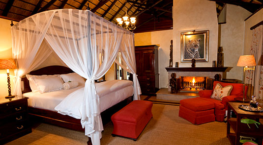 Mateya Safari Lodge - Madikwe Game Reserve - Luxurious Suite