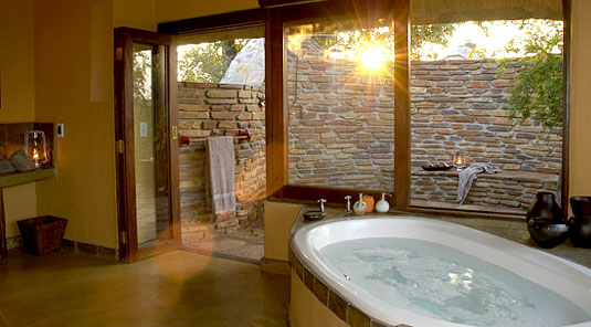 Motswiri Safari Lodge - Bush Villa Bathroom - Madikwe Game Reserve